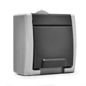 Famatel Base 16A con toma de tierra de superficie estanca IP55