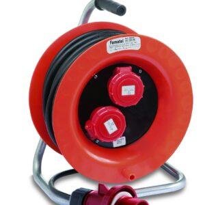 Famatel Enrollacable IP55 25m; entrada: clavija industrial 3P+N+T 16A / salida: 2 bases industriales 3P+N+T 16A